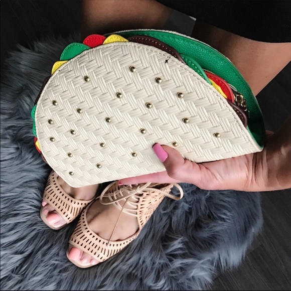 heartnsole Handbags - NWT 🌮 TACO TUESDAY CLUTCH • PURSE • CROSSBODY